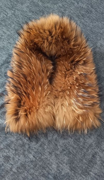 Продам меховой воротник, новый, на пуговицах