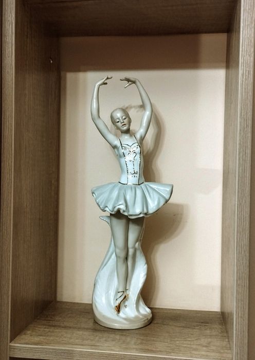 Статуэтка балерина
