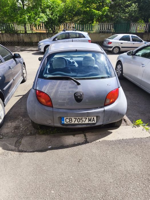 Автомобил Форд Ка