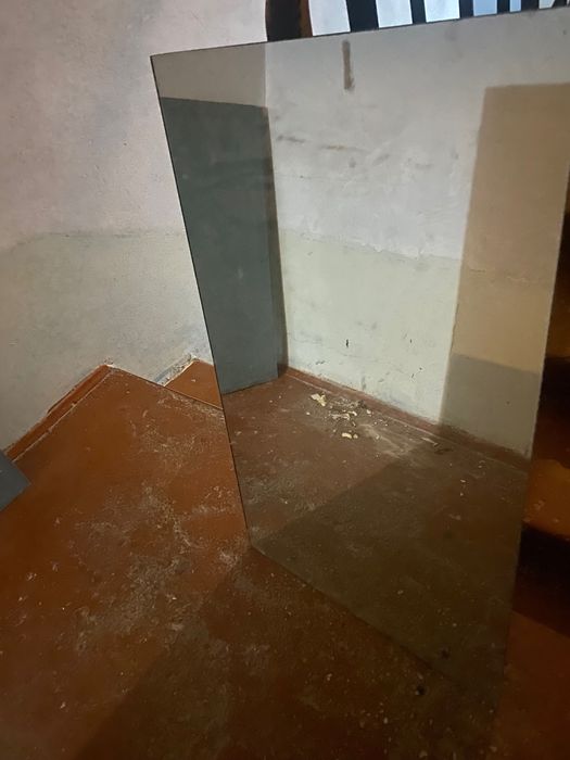 Зеркало 60*100 см 4 штуки в комплекте. Б/у.