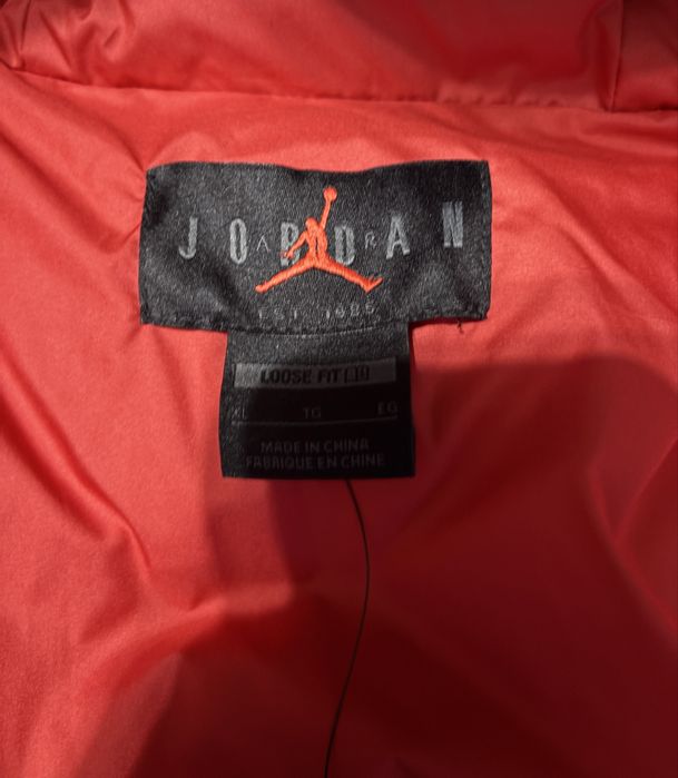 Geaca Jordan XL negru roșu XL xl