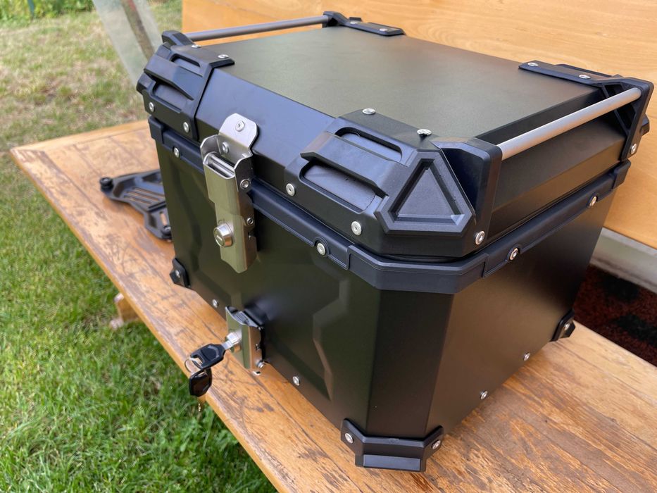 Top case куфар алуминиев за BMW, HONDA, Suzuki, KTM GIVI SW Motech