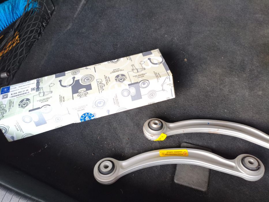 Задний рычаг на Мерседес