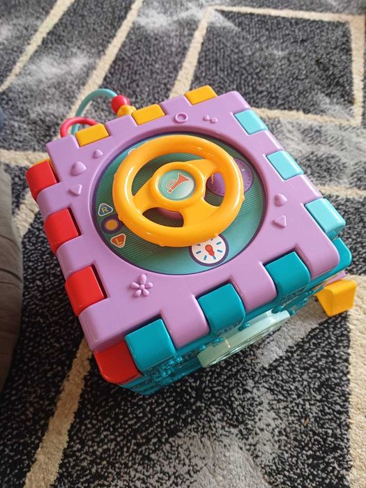 Многофункционален куб за игра