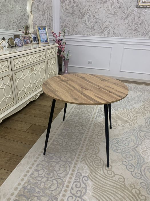 Стол обеденный 90х90х72