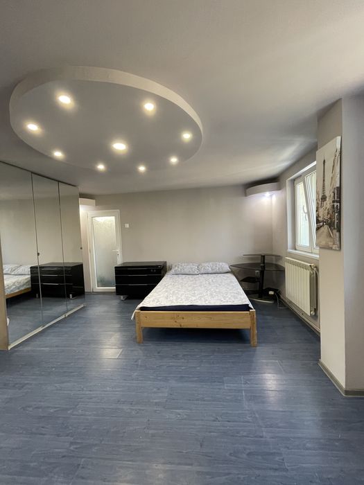 Vand apartament!