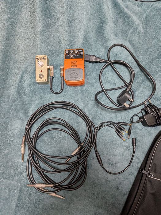 Vand Chitara Squier+2 pedale efect