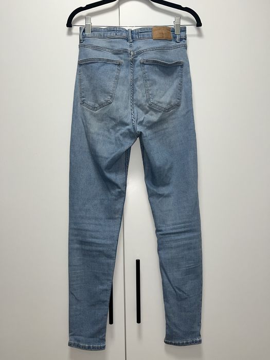 Сини дънки Bershka