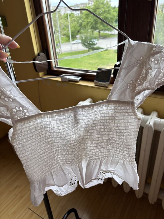 Чисто нов топ Amisu