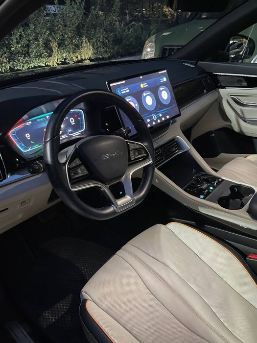 BYD Champion 605 Электро 2024