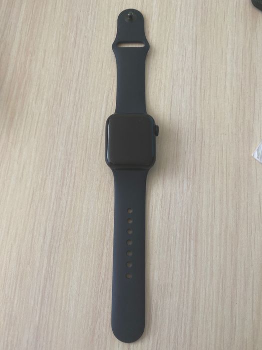 Apple Watch SE Gen.2, GPS, 40mm черный