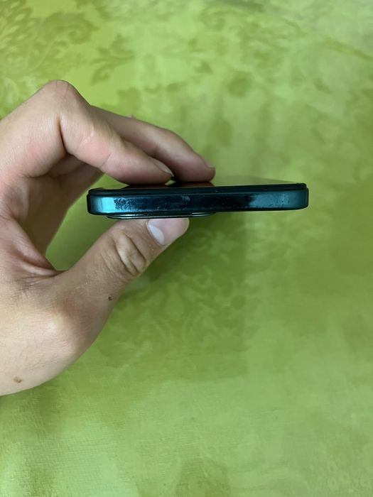 продается телефон vivo y28