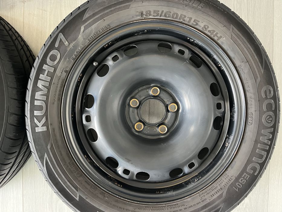 Оригинални джанти 15 цола 5х100 за Шкода Фабия с летни гуми 185/60/15