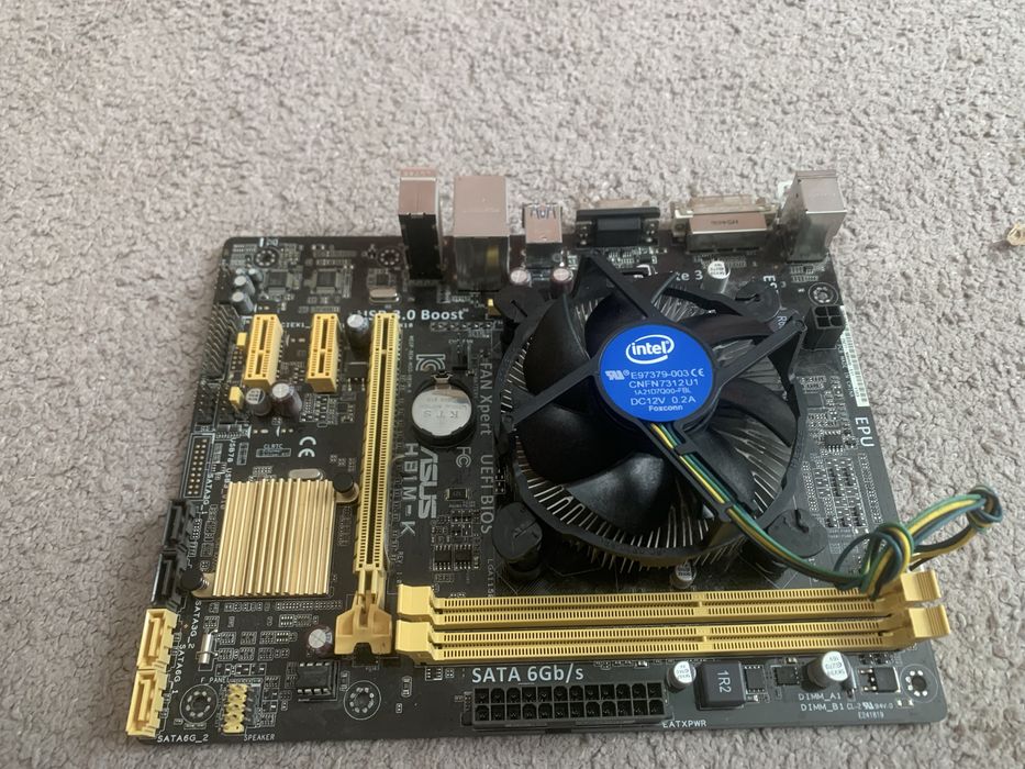 Kit gaming de buget Placă de bază ASUS H81M-K + Procesor Intel Core i5-4440 + Cooler Stock