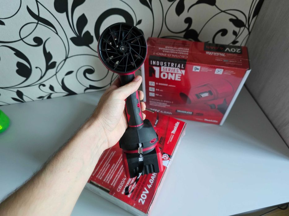 ПРОДАМ Мощная Воздуходувка Number ONE CB20/4.0/PRO. Состояние НОВОЕ.