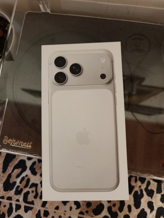 iPhone 17 pro max 256 в идеале