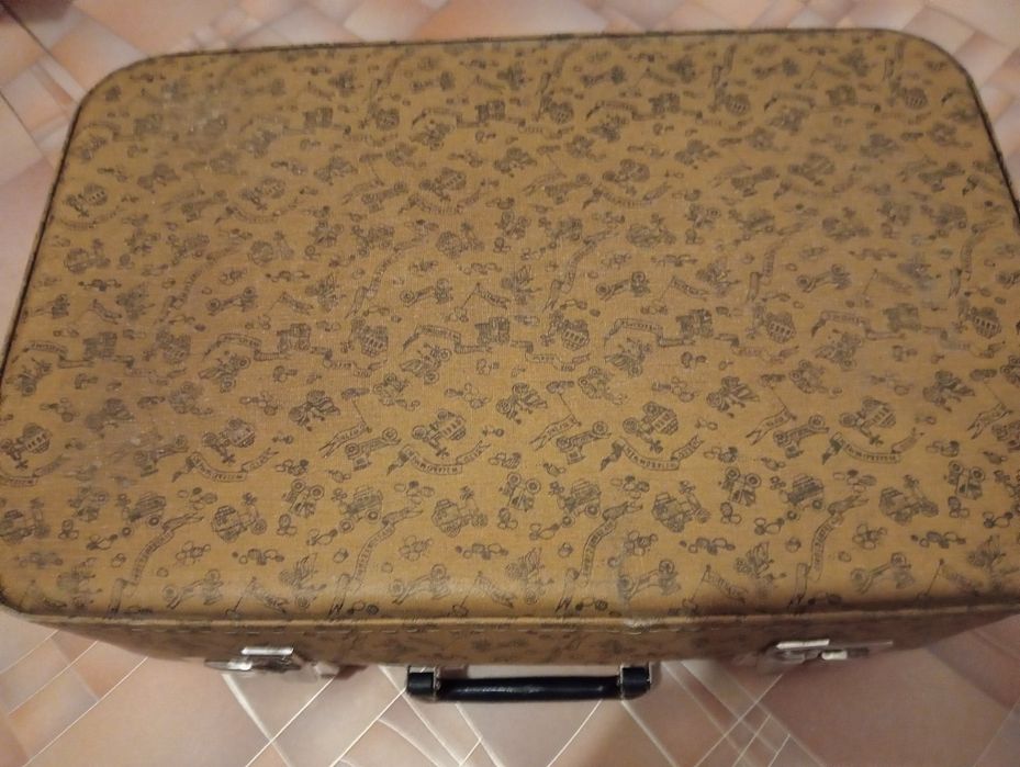 Продаються   ретро  чемоданы  СССР.