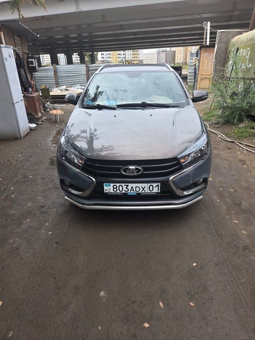 Продам автомашина Лада веста