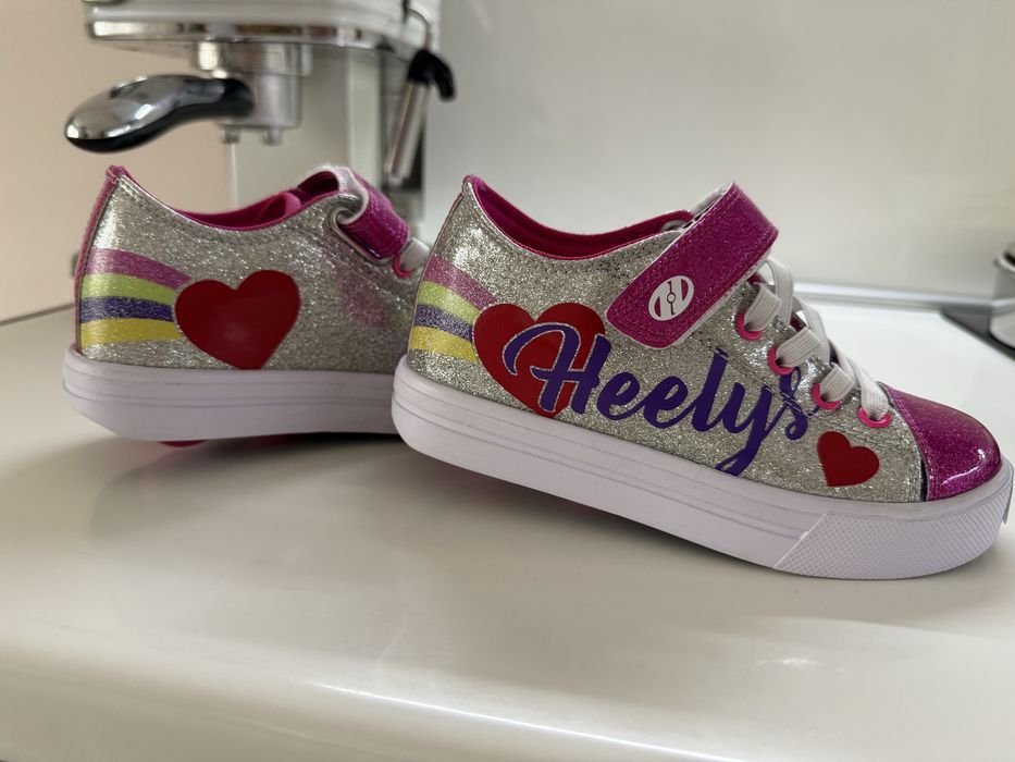 Обувки с колелца heelys