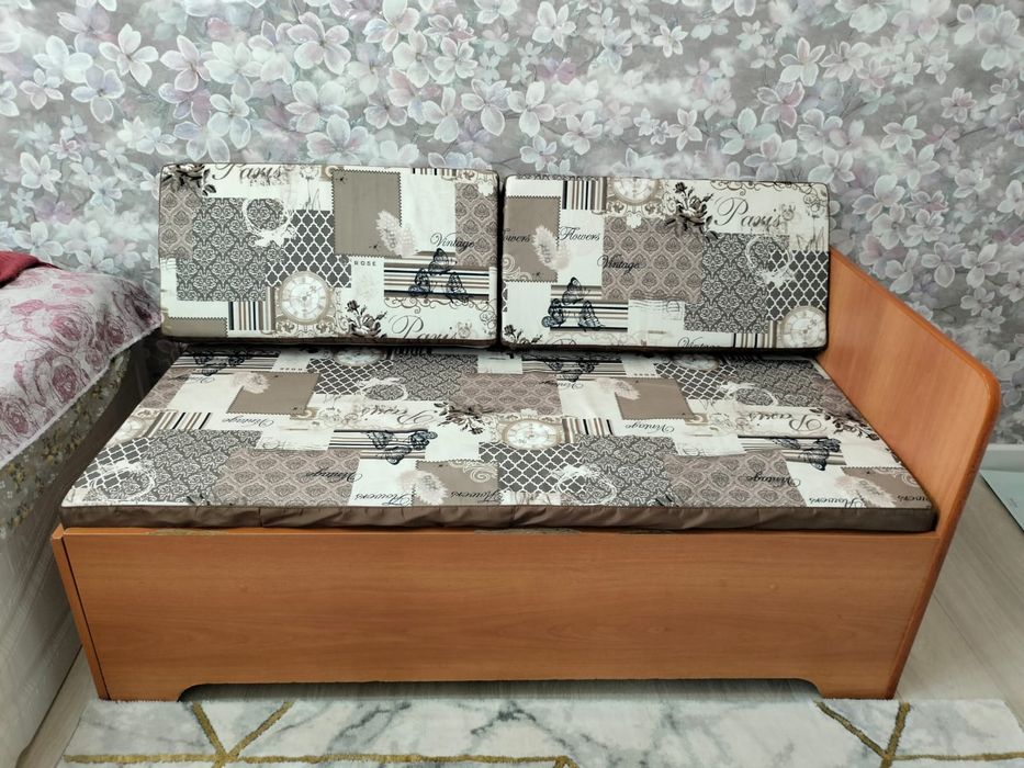 Продам диван кровать ЖК Шыгыс