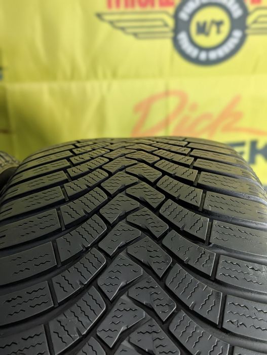 245/50RF18 Falken run flat 6,6-6,2mm stare foarte buna
