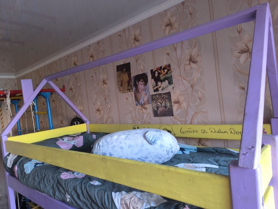 Детская двухспальная кровать
