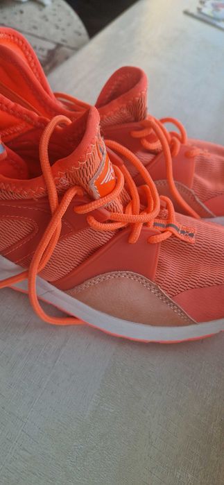 Маратонки за бягане Neon Orange