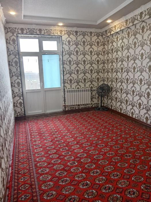 Kvartira sotiladi 45 Kv Navoi