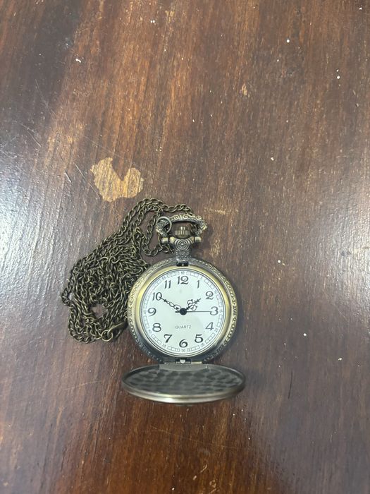 Продавам лот от джобни часовници