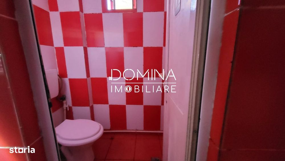 Spatiu comercial de vanzare, situat in Rovinari, strada Pacii