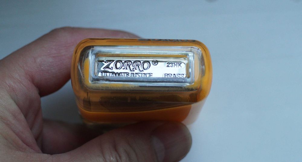 Ветрозащитная зажигалка Zorro Luminous