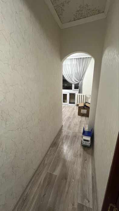 Продам 3 комнатую квартиру в центре