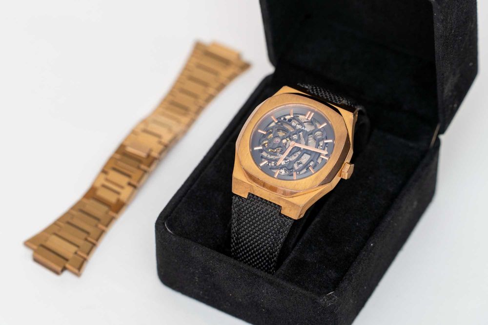 D1 Milano Skeleton Automatic – оригинален, с две каишки