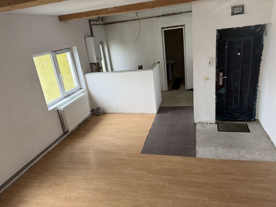 Apartament 3 camere Semaforului