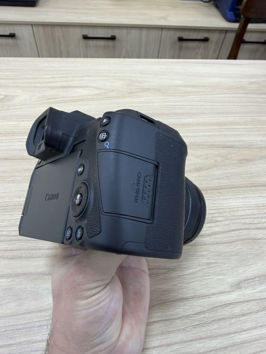 Canon R 24-105mm STM ,