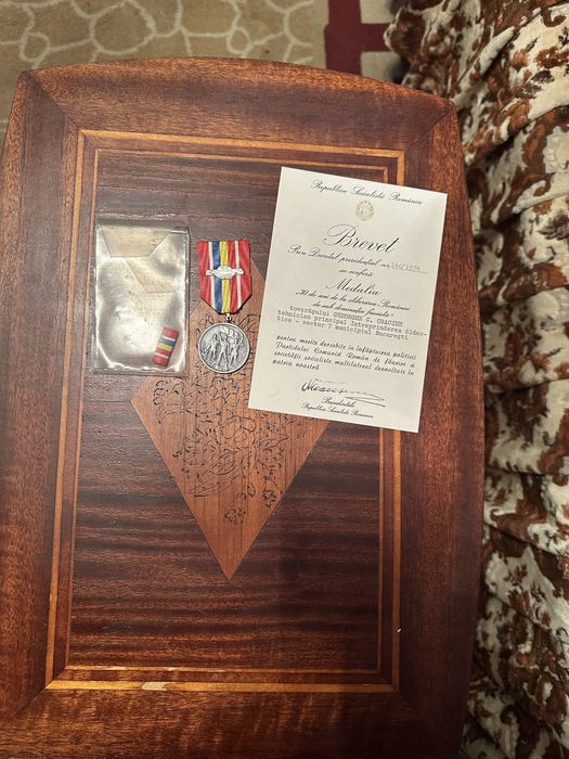 Medalii comuniste vechi