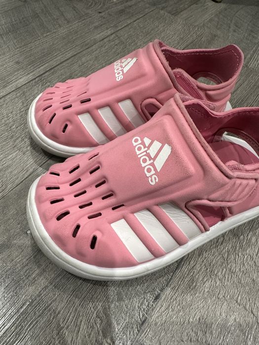 Адидас детски сандали
