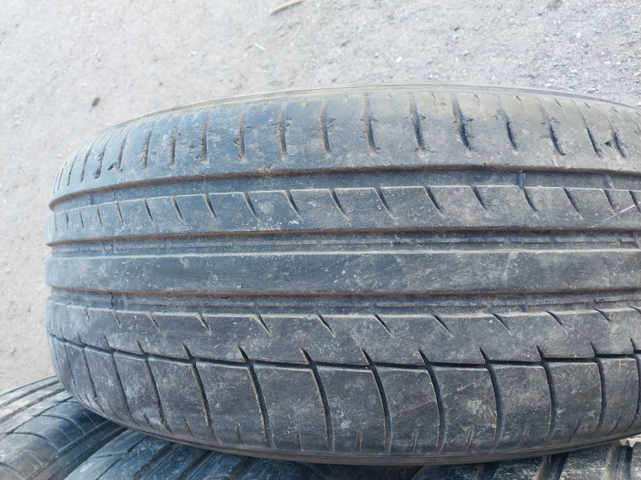4 шины Triangle Китай 215 55 R17.