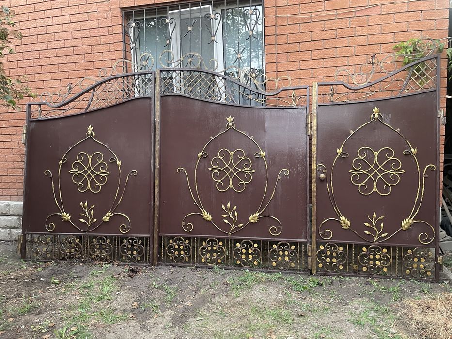 Продам ворота с калиткой