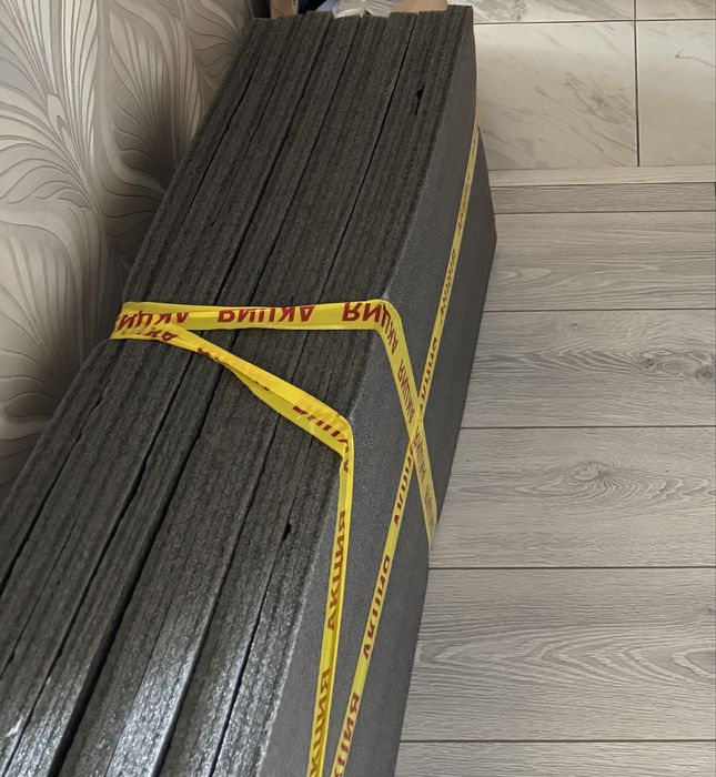 Мат гимнастический. Ковер борцовский