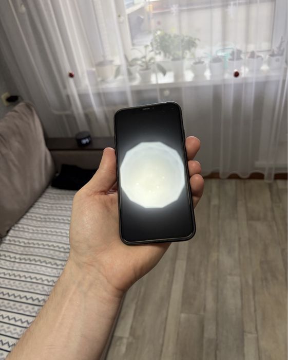 Iphone xr в идеальном состоянии