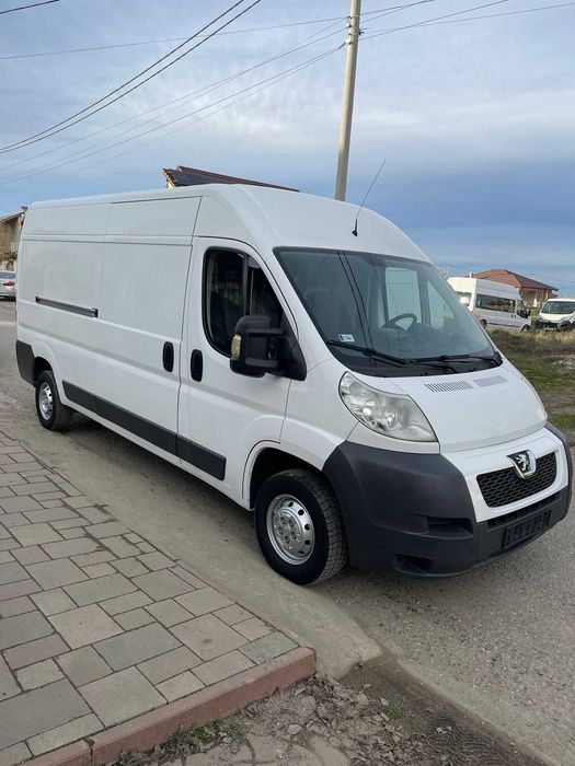 Peugeot Boxer 2.2 Diesel 131 Cp 2013 Euro 5 autoutilitara model lung