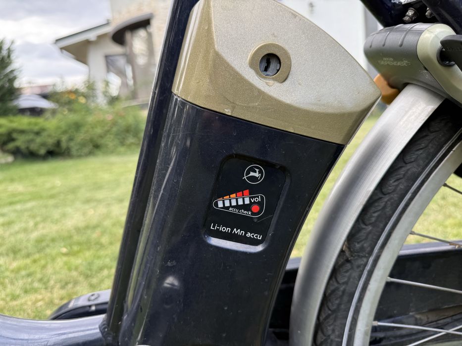 Bicicleta gazelle cu asistare electroca