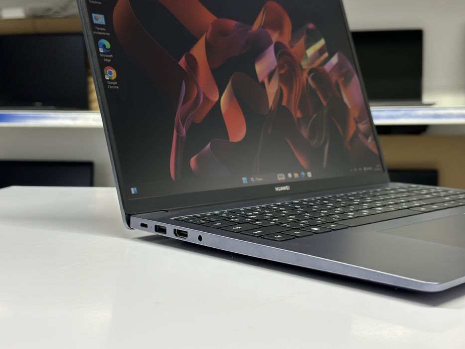Ноутбук Huawei Core i5
