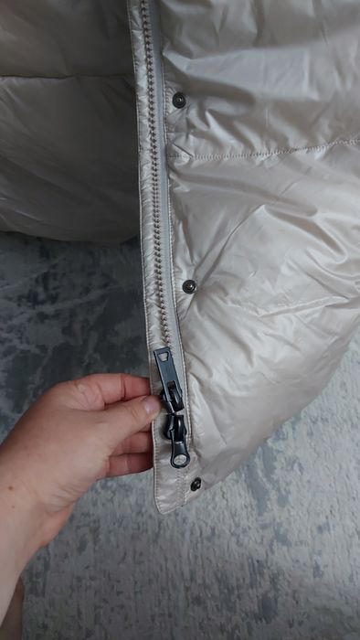 Продам зимний пуховик р.46-50