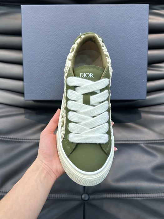 CD B23 Low Top White