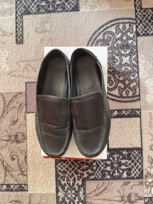 Продам обуви