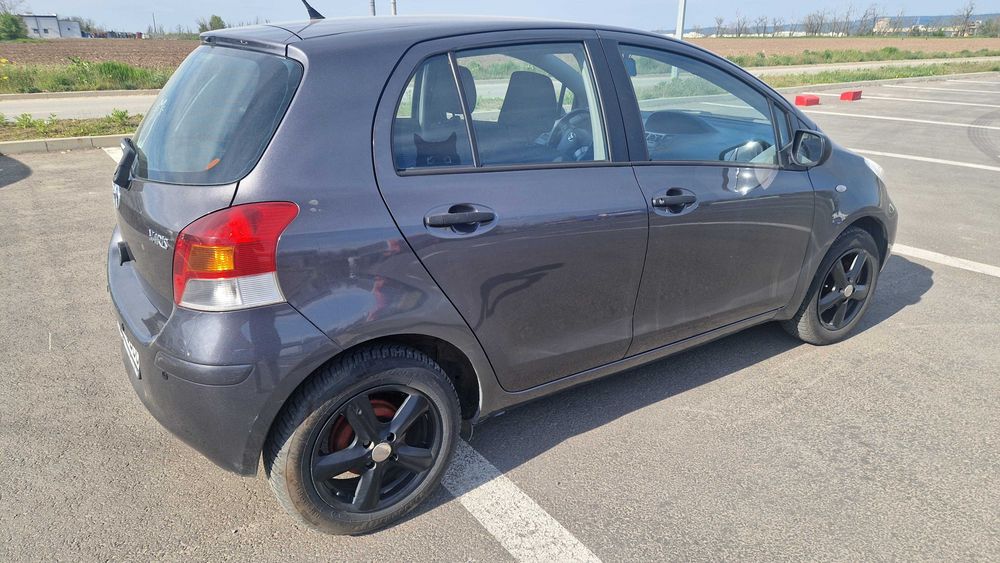 TOYOTA Yaris 2009 — imagine 2