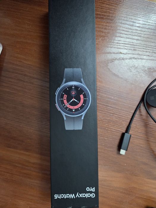 Продаётся смарт часы Samsung