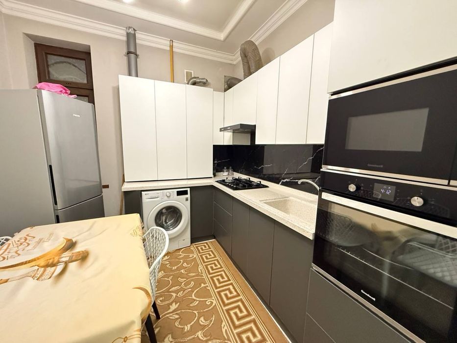 Продается 2 комнатная квартира Яккасарай Шота Руставели Памятник